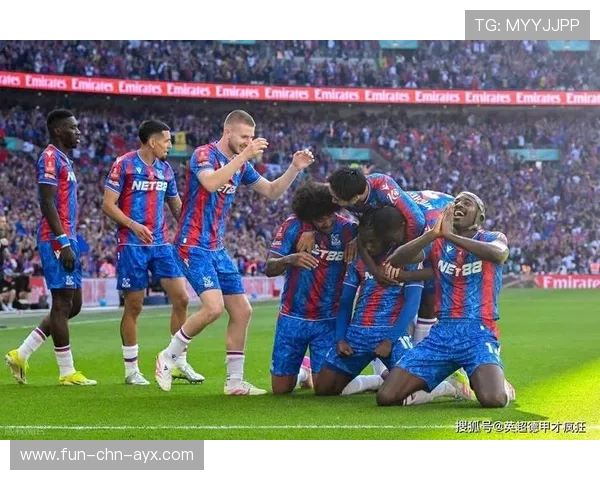 埃因霍温盯上德甲多面攻击手：足球转会新风向？