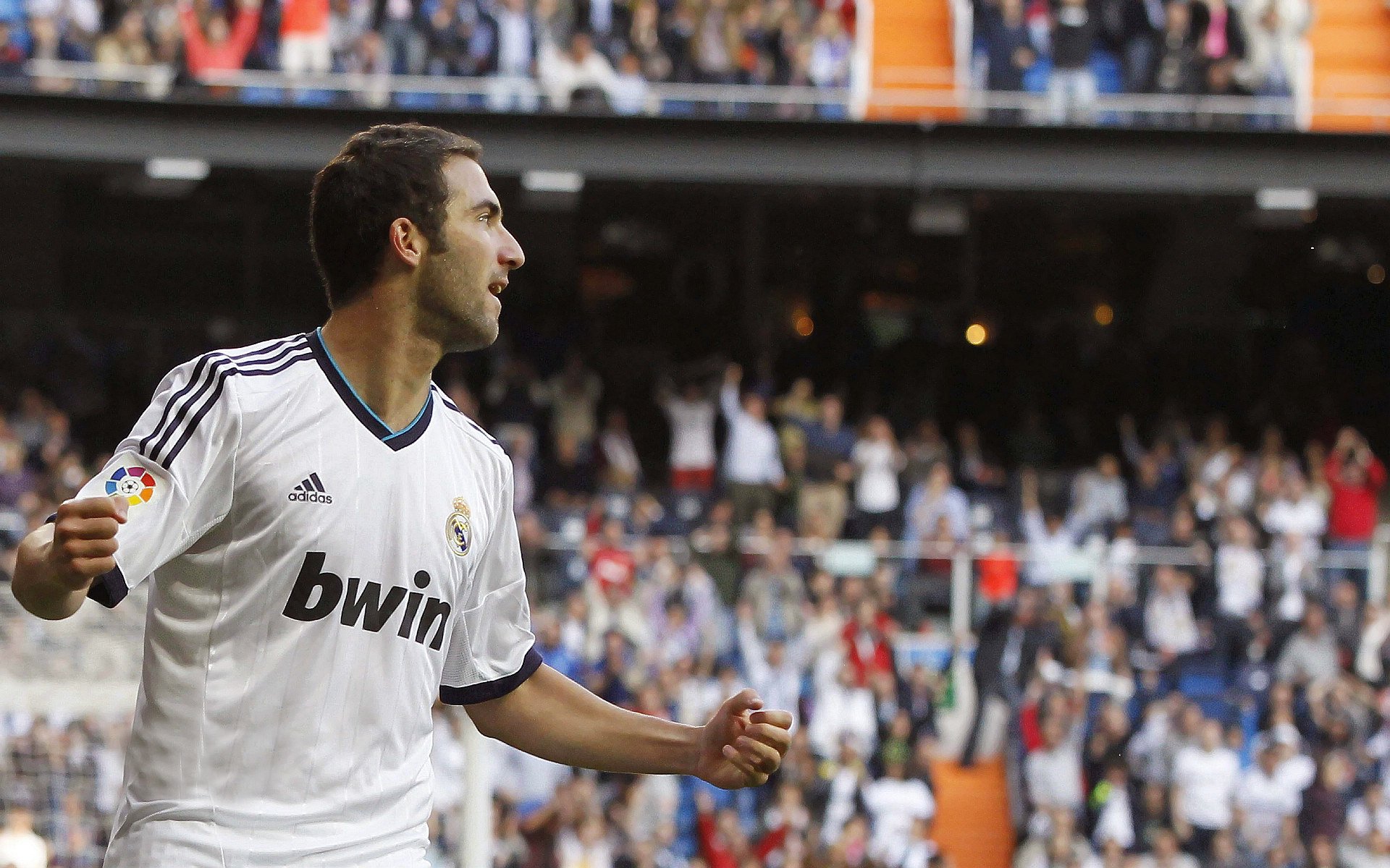 爱游戏平台-意甲球队利用情绪识别算法调整赛中鼓励语句内容